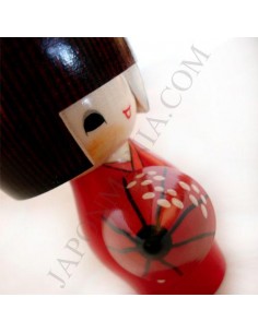 Kokeshi doll - A refuge from the rain - Amayadori 2
