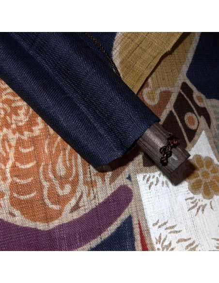 Japanese interior : hanging tapestry - Kabuto - 45x120 Japanese interior : hanging tapestry - Kabuto - 45x120