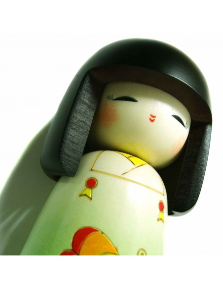 Poupée Kokeshi - Papillons. Poupées japonaises artisanales en bois.