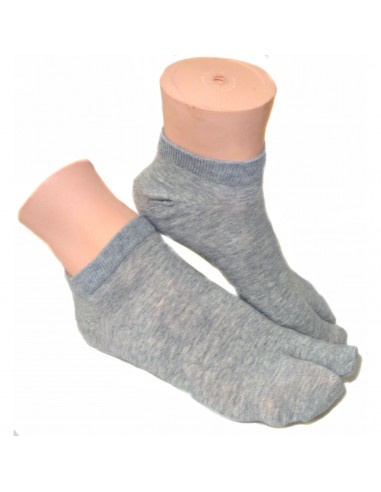 Chaussettes japonaises Tabi grises - Du 35 au 39. Chaussettes à orteils séparés.