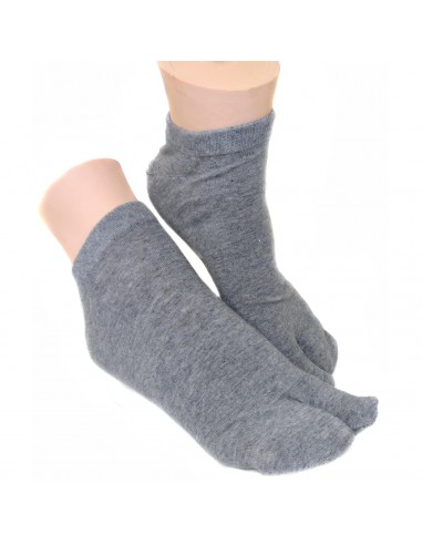 Sneaker Tabi socks Size 43 to 46 - Solid grey color. Split toes flip flop socks