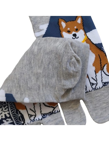 Boutique de chaussettes japonaises tabi type sneaker (bord du talon), motifs de Mont Fuji et chien Shiba.